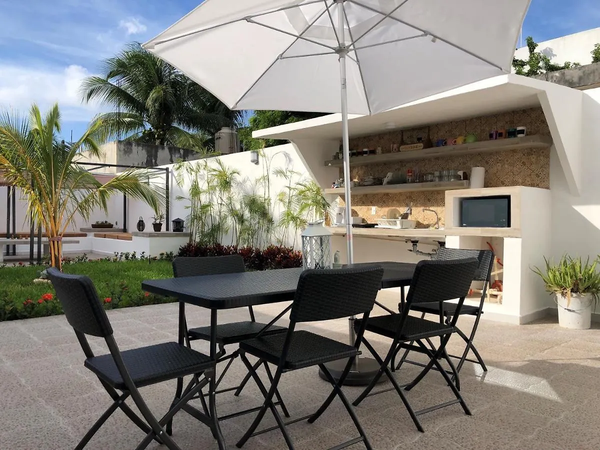 Apartamento Vacation Rental - Upper Floor Room At Casa Cocoa Cozumel
